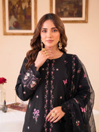 Floral Noir 3PC unstitched printed lawn — detail