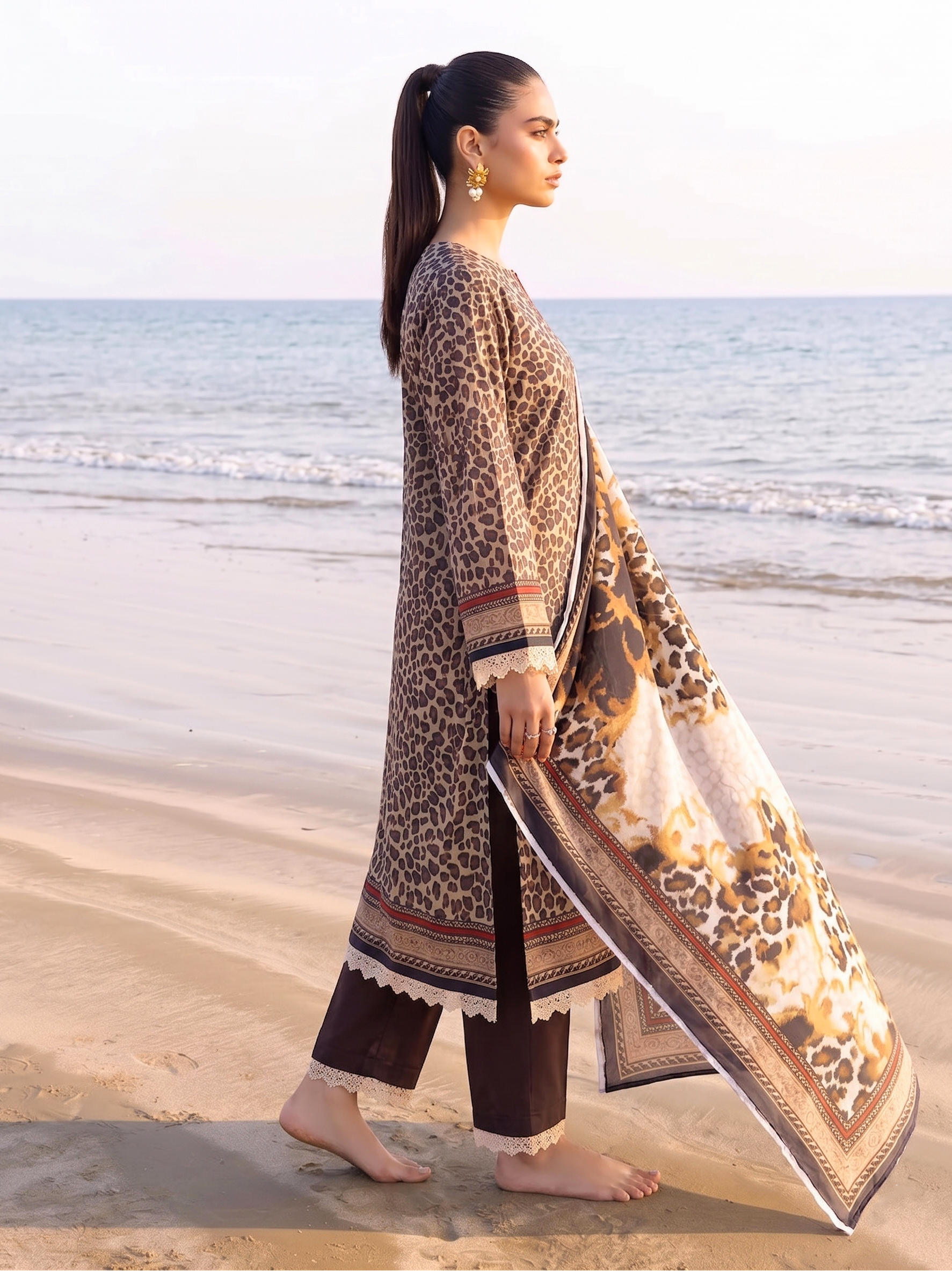 Sahara 3PC unstitched printed lawn — dupatta and trouser