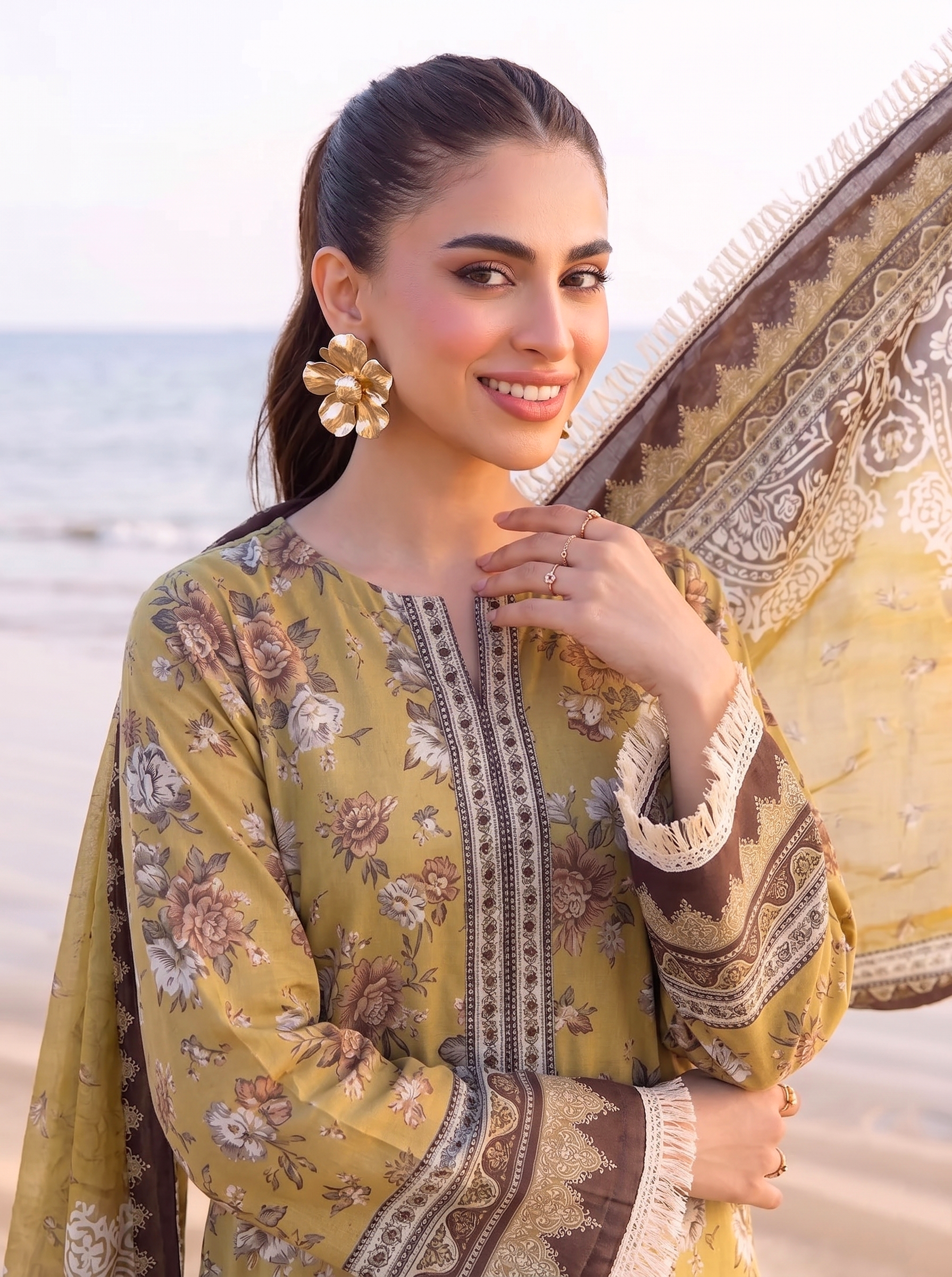 Sawera 3PC unstitched printed lawn — detail